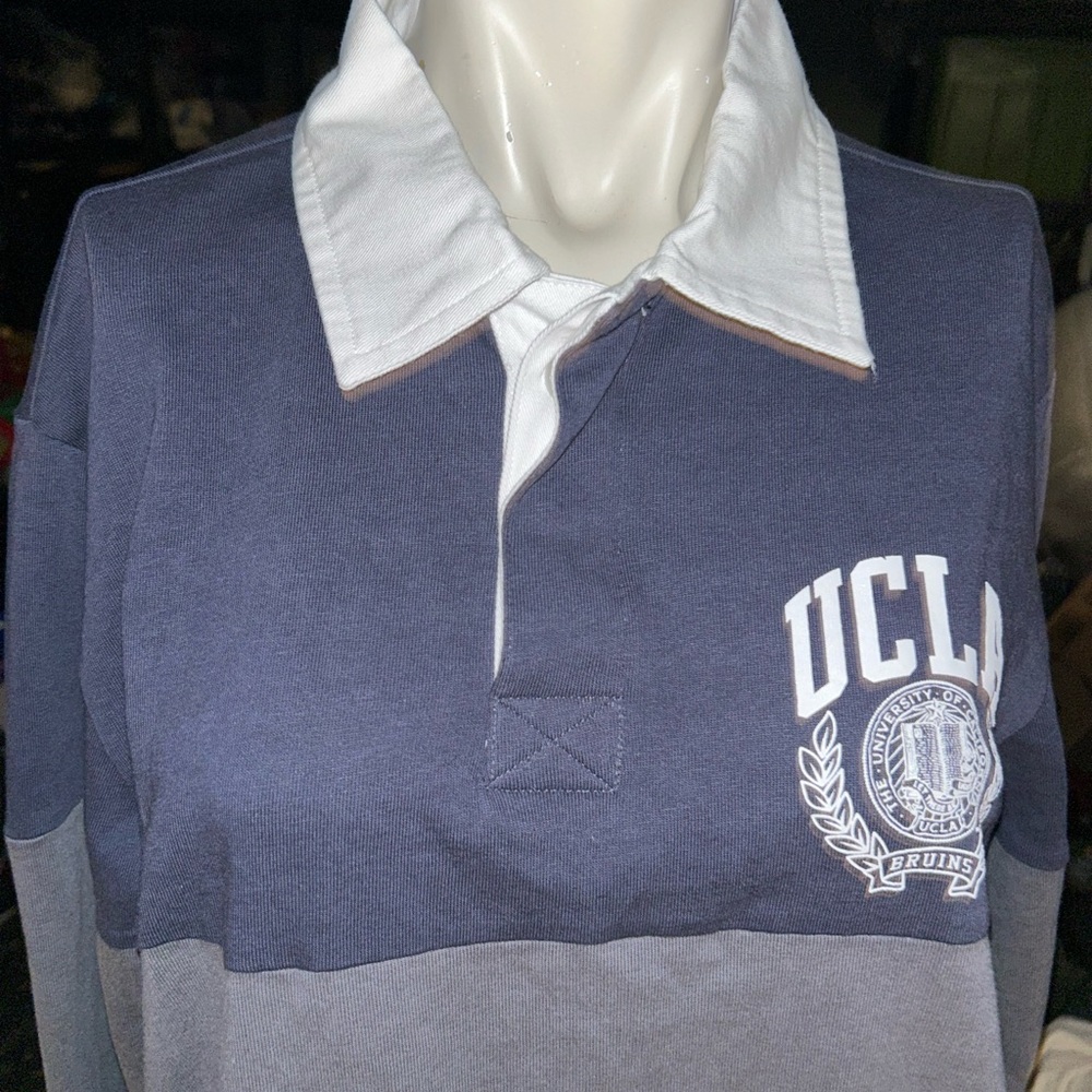 UCLA polo tshirt size xs men